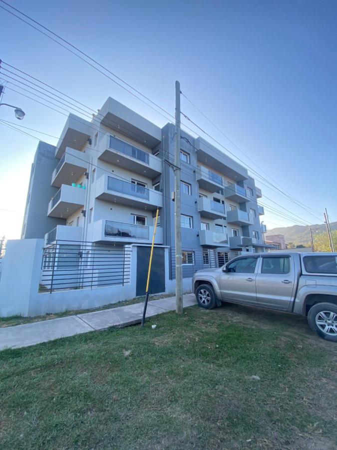 Edificio Terraza De Los Perales Сан-Сальвадор-де-Жужуй Экстерьер фото